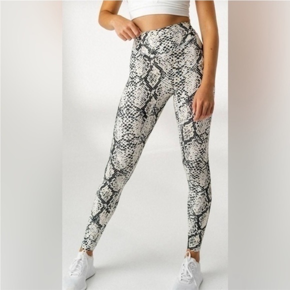 Balance Athletica Vitality Ascend Kingdom Collection Python Leggings - Picture 1 of 11